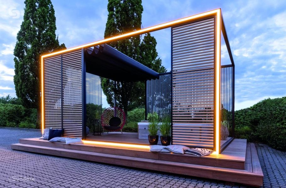 Outdoor Stand